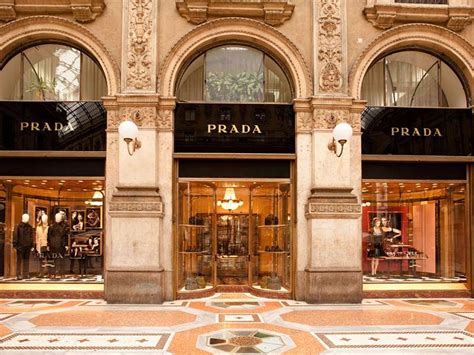 prada outlet milano